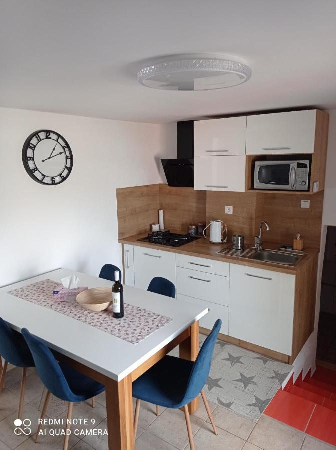ורבוב Apartman Julrich מראה חיצוני תמונה