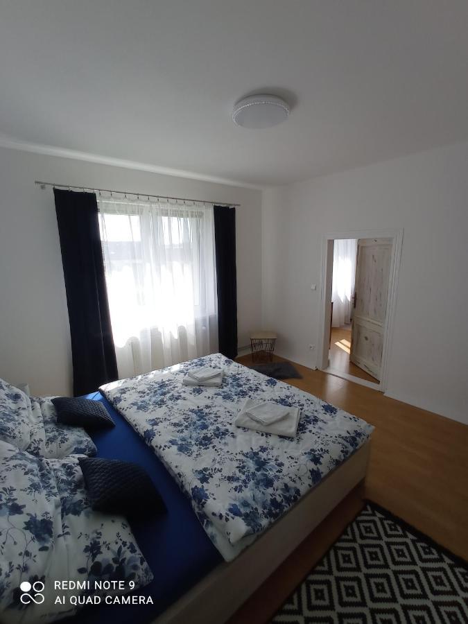 ורבוב Apartman Julrich מראה חיצוני תמונה