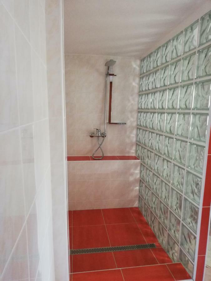 ורבוב Apartman Julrich מראה חיצוני תמונה