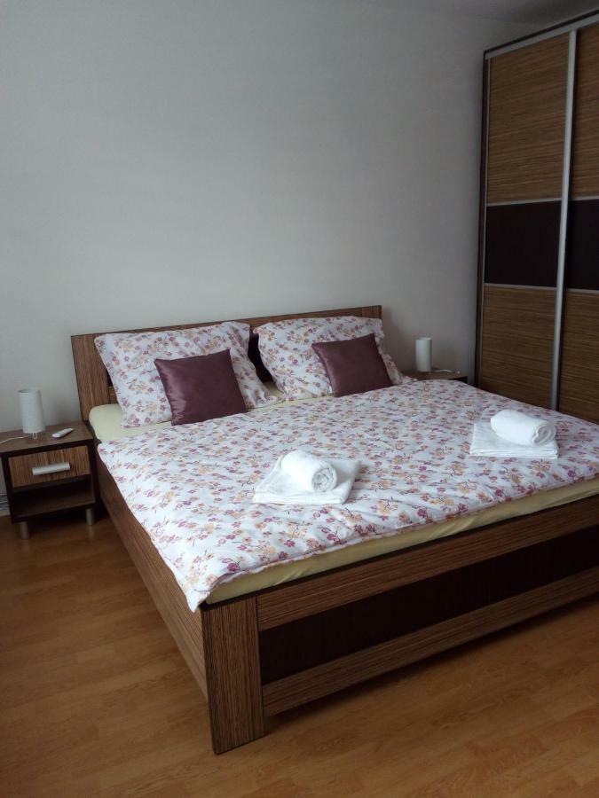 ורבוב Apartman Julrich מראה חיצוני תמונה